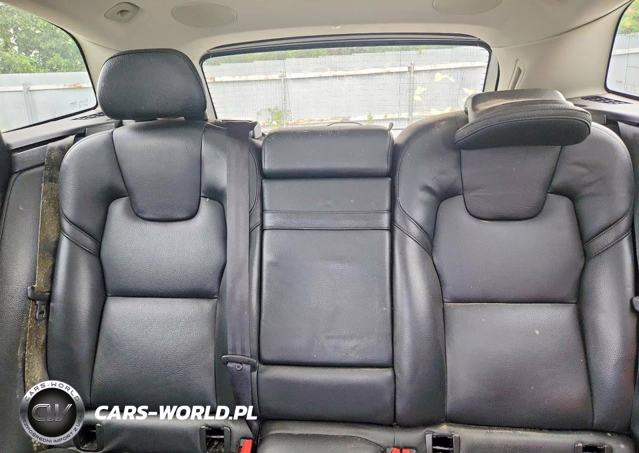 2018 Volvo Xc60 T8 Inscription VIN:LYVBR0DL4JB101968 - 10