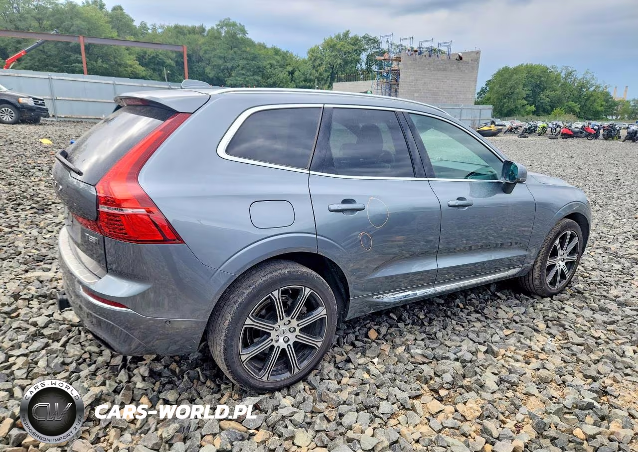 2018 Volvo Xc60 T8 Inscription VIN:LYVBR0DL4JB101968 - 3