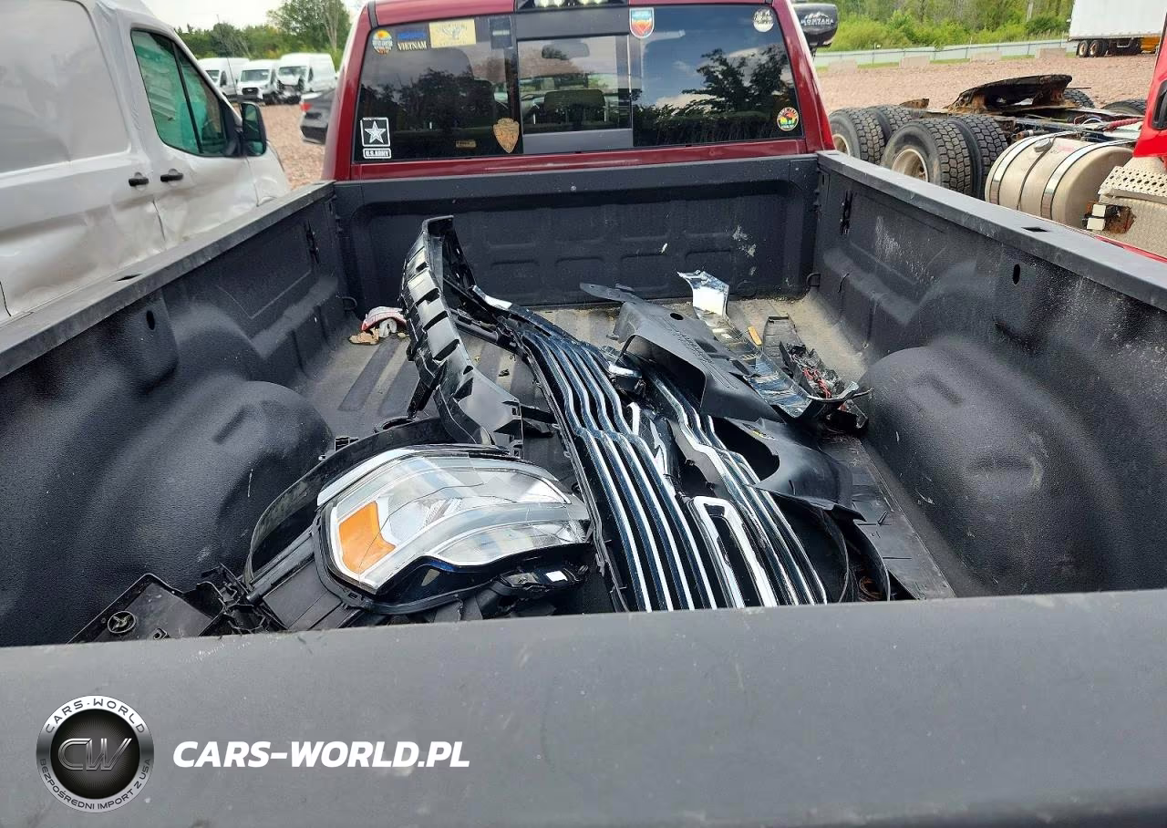 2021 Ram 3500 Laramie VIN:3C63RRJL6MG671522 - 10