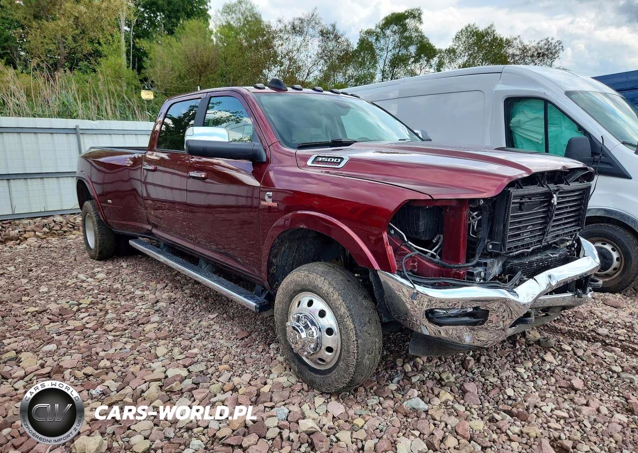 2021 Ram 3500 Laramie VIN:3C63RRJL6MG671522 - 4