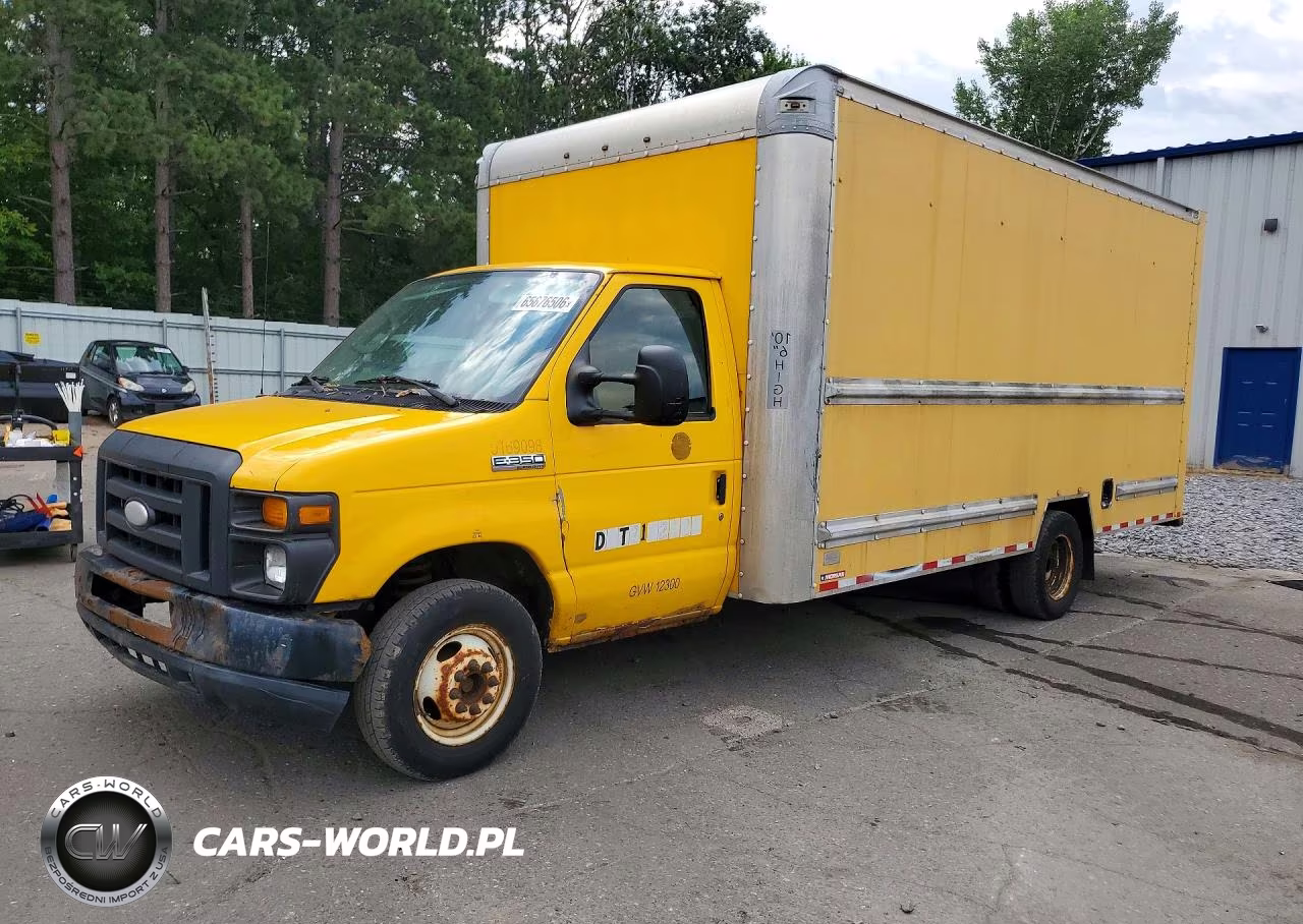 2015 Ford Econoline E350 Super Duty Cutaway Van – zdjęcie 1 z 12