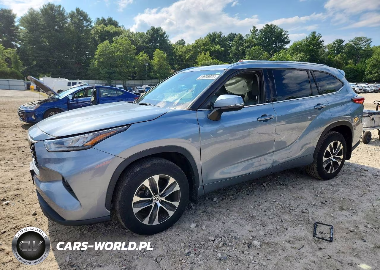 2020 Toyota Highlander Xle VIN:5TDGZRBH3LS043812 - 1
