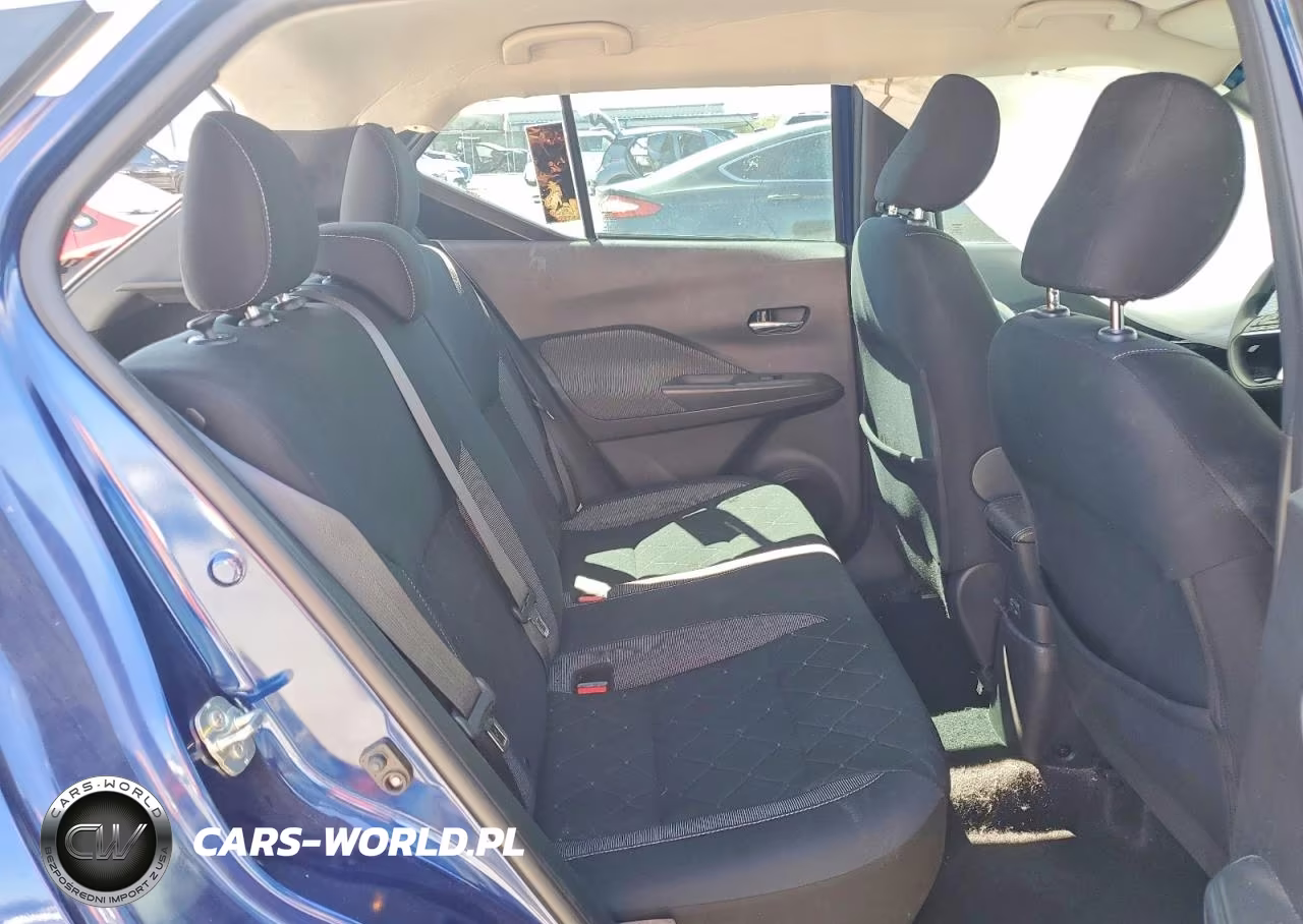 2019 Nissan Kicks Sv VIN:3N1CP5CU1KL561966 - 10