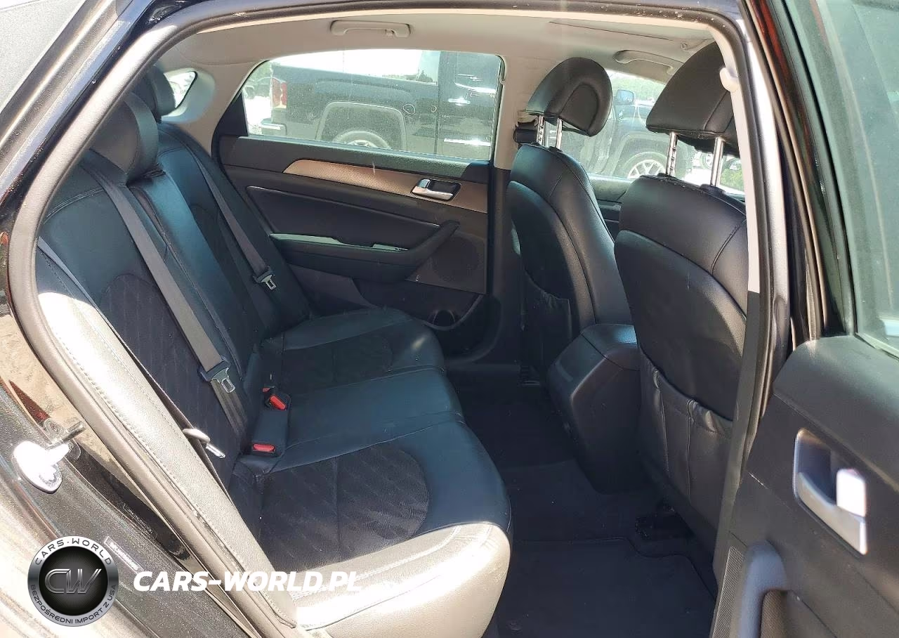 2017 Hyundai Sonata Sport VIN:5NPE34AFXHH454083 - 10