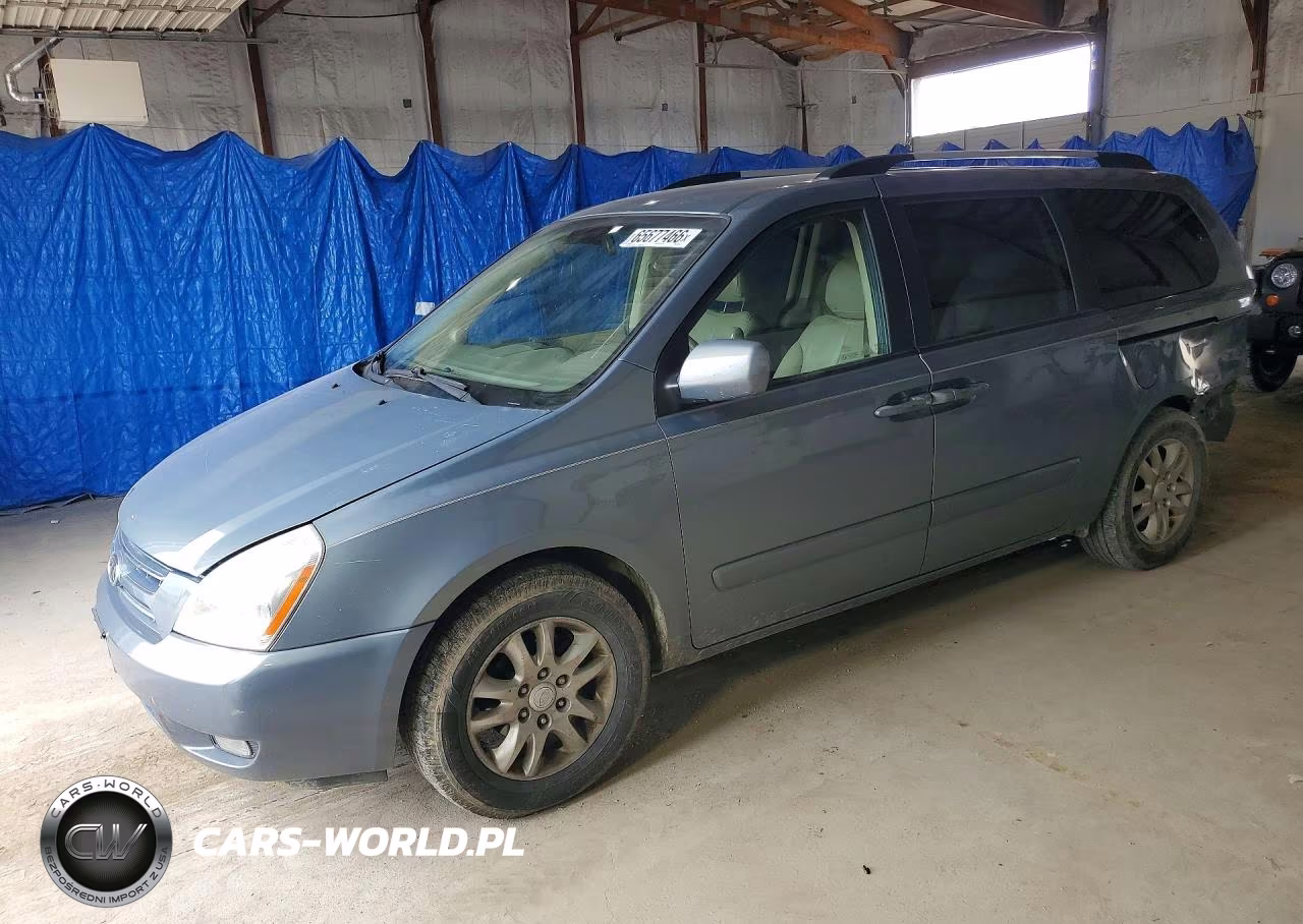 2009 Kia Sedona Lx