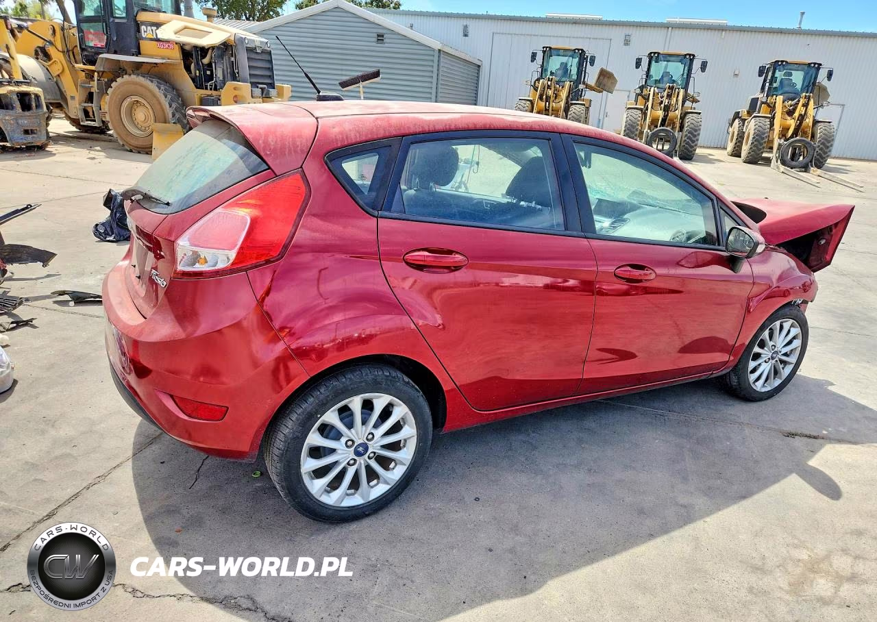 2014 Ford Fiesta Se VIN:3FADP4EJ2EM135013 - 3