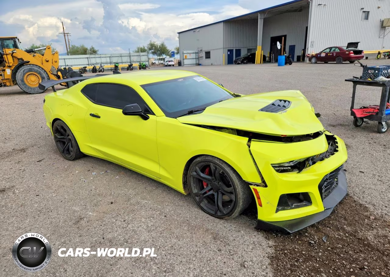 2019 Chevrolet Camaro Ss VIN:1G1FE1R73K0141660 - 4