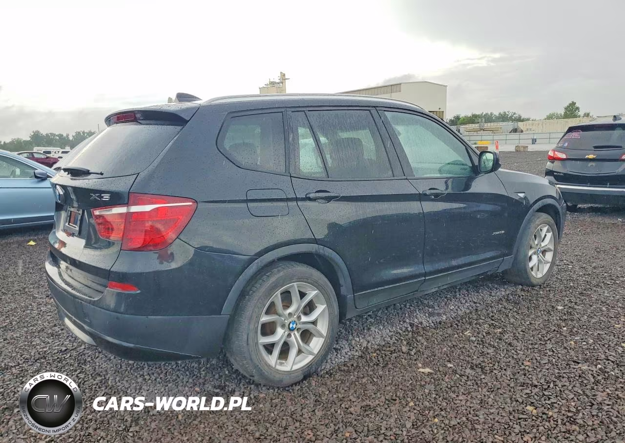 2012 BMW X3 xDrive35I VIN:5UXWX7C57CL735808 - 3