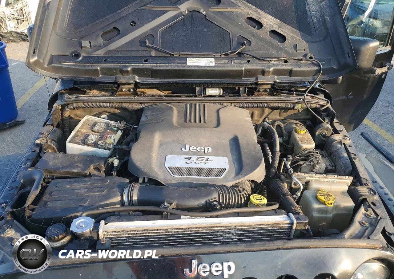 2013 Jeep Wrangler Sport VIN:1C4AJWAG0DL645025 - 11