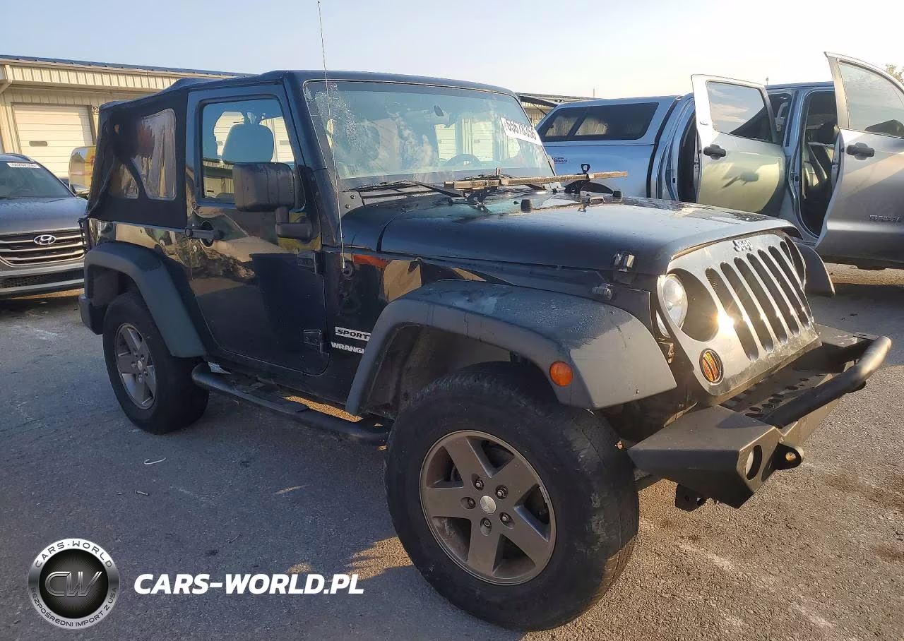 2013 Jeep Wrangler Sport VIN:1C4AJWAG0DL645025 - 4