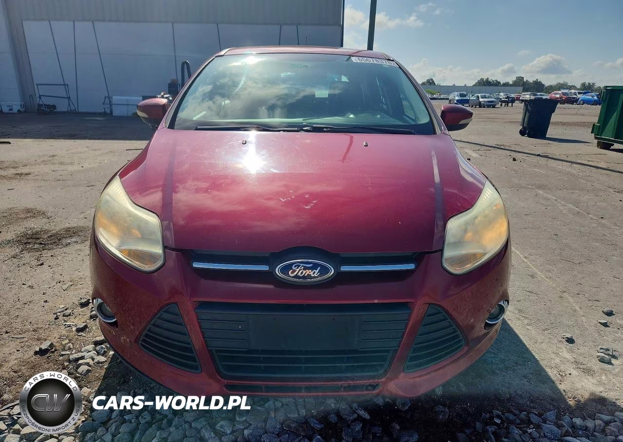 2014 Ford Focus Se VIN:1FADP3K20EL363021 - 5