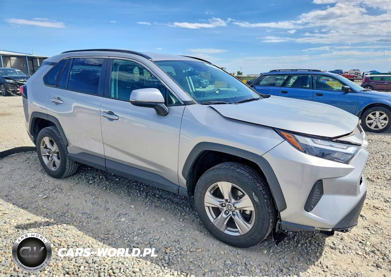 2023 Toyota Rav4 Xle VIN:2T3P1RFV2PW348455 - 4