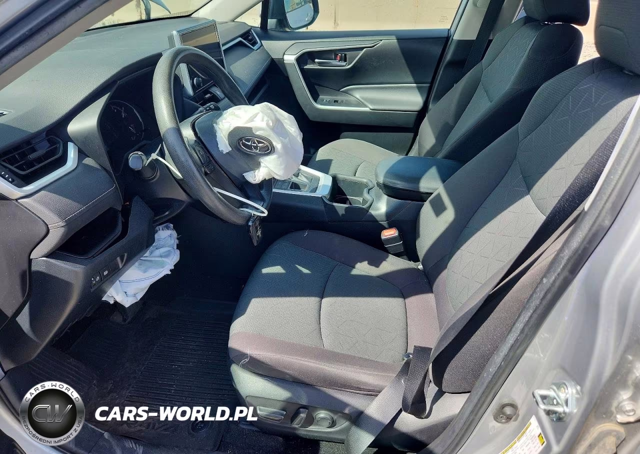 2023 Toyota Rav4 Xle VIN:2T3P1RFV2PW348455 - 7