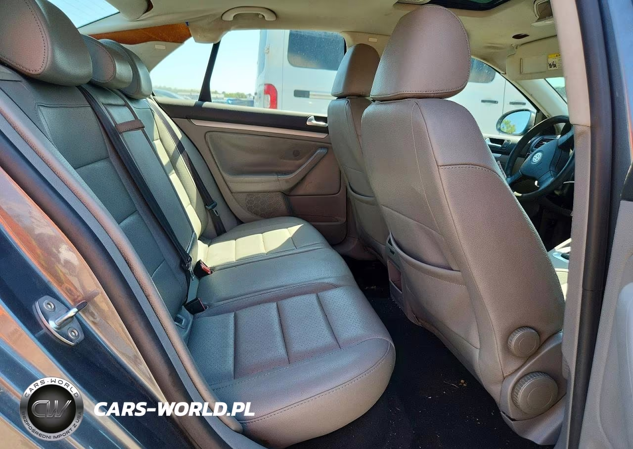 2007 Volkswagen Jetta Wolfsburg VIN:3VWEG71K47M078697 - 10