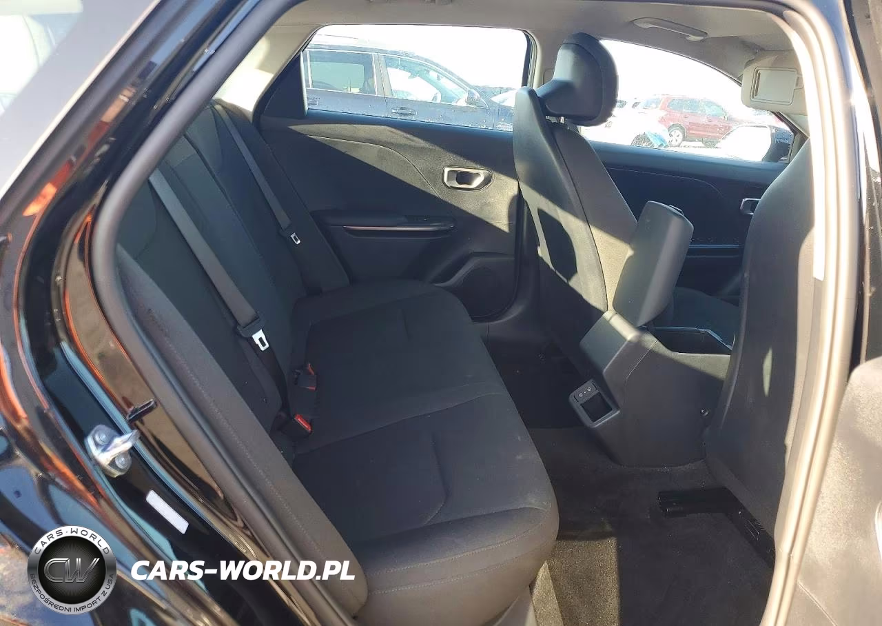 2026 Kia K4 Lxs VIN:3KPFT4DE2TE345265 - 10