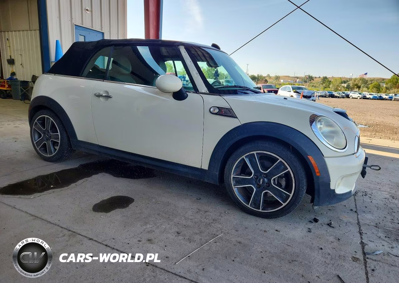 2010 Mini Cooper S VIN:WMWMS3C50ATZ84848 - 4