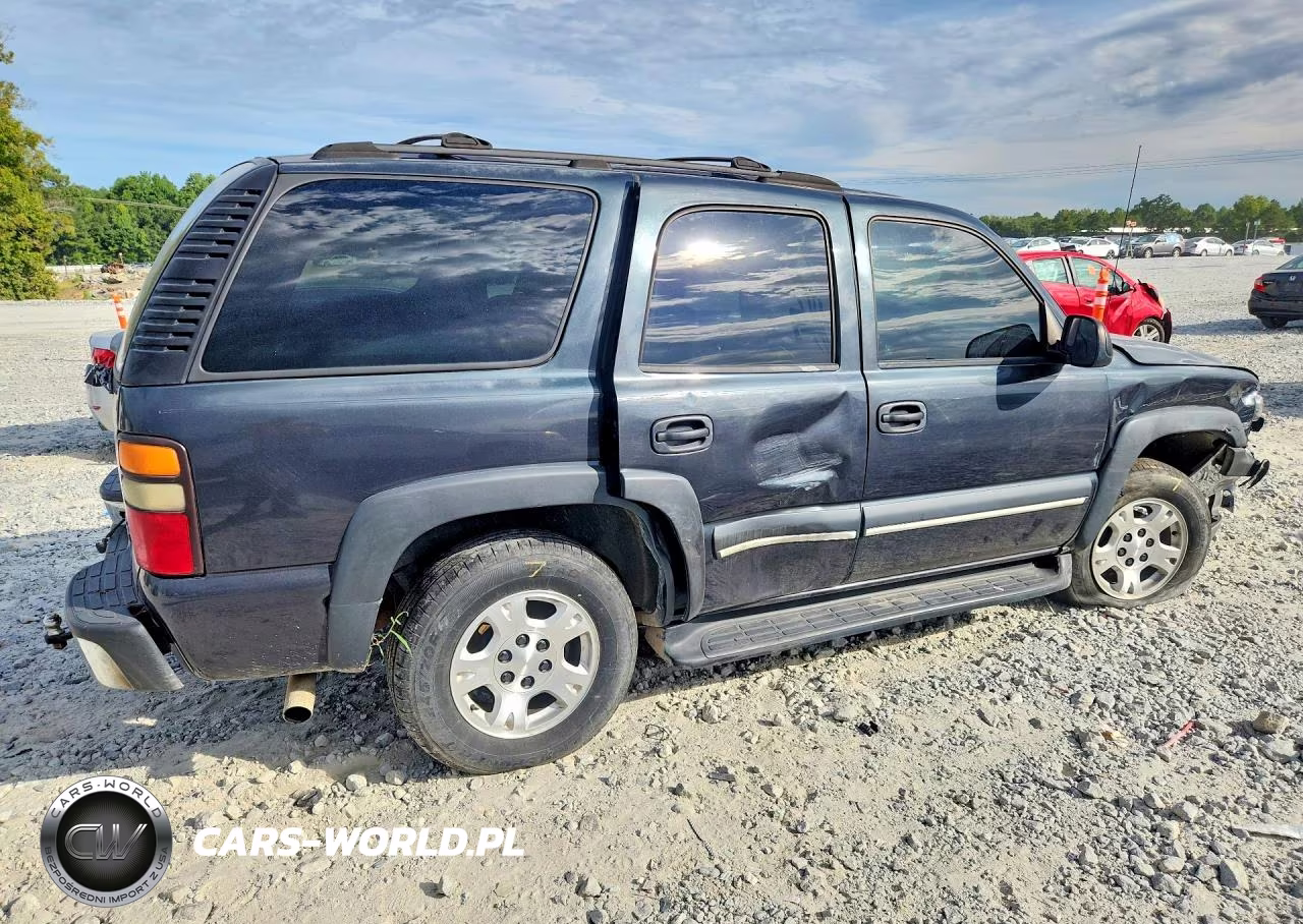 2004 Chevrolet Tahoe C1500 VIN:1GNEC13Z64J156774 - 3