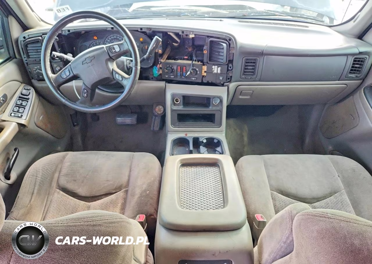 2004 Chevrolet Tahoe C1500 VIN:1GNEC13Z64J156774 - 8