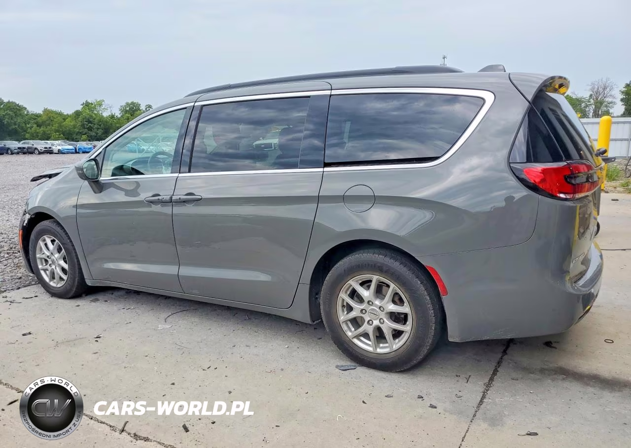 2022 Chrysler Pacifica Touring L VIN:2C4RC1BG6NR186171 - 2