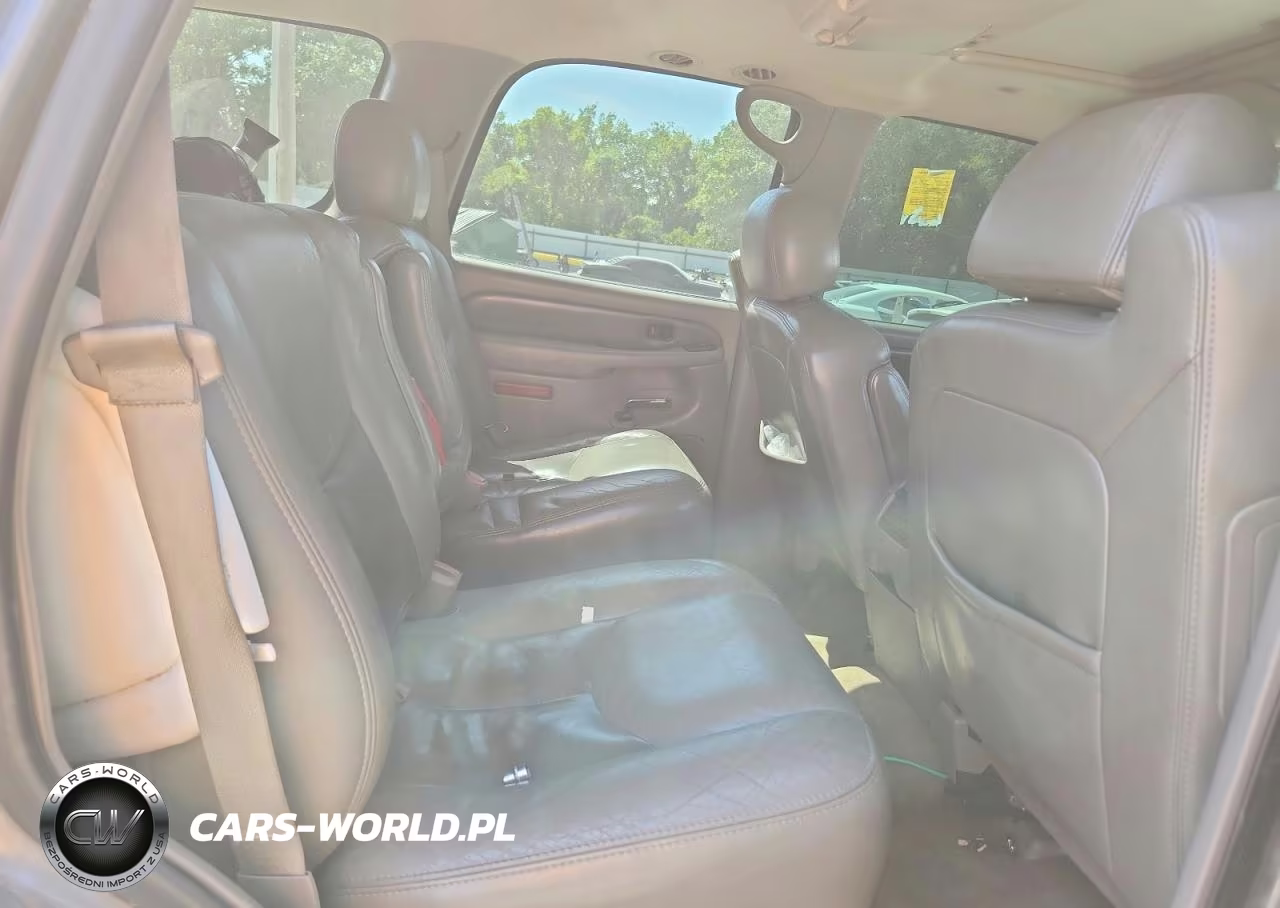 2006 GMC Yukon Denali VIN:1GKEK63UX6J126519 - 10