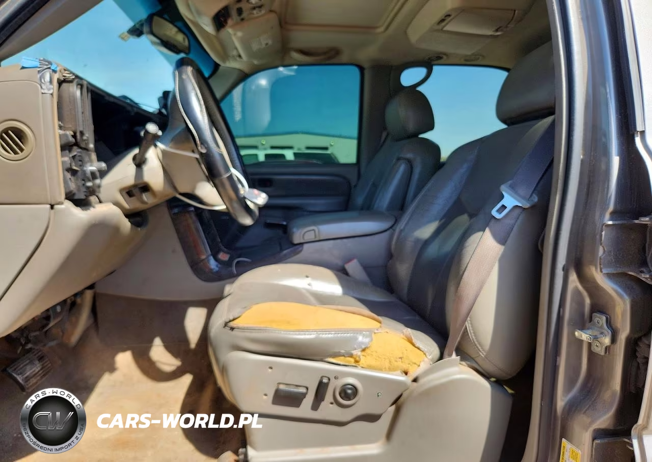2006 GMC Yukon Denali VIN:1GKEK63UX6J126519 - 7