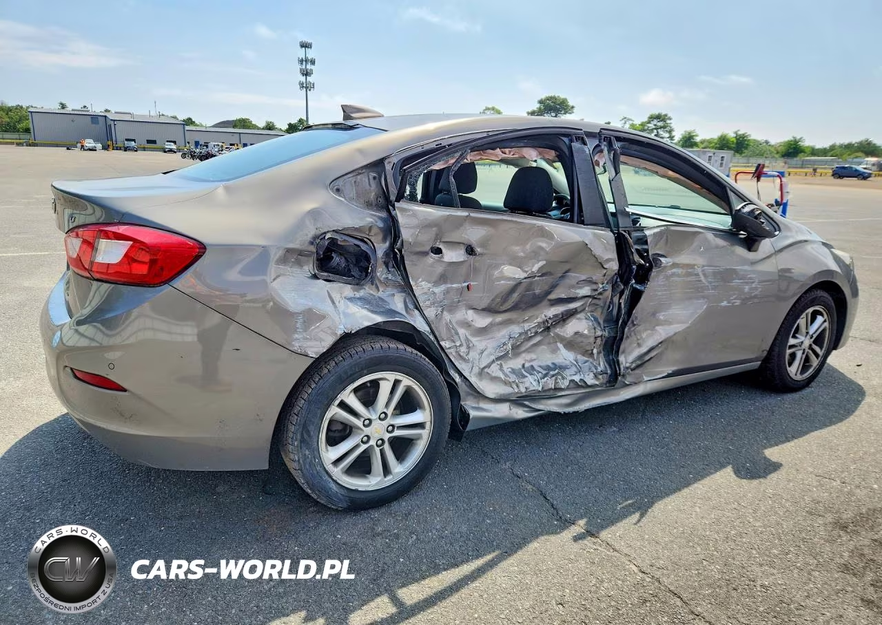 2017 Chevrolet Cruze Lt VIN:1G1BE5SM3H7280774 - 3