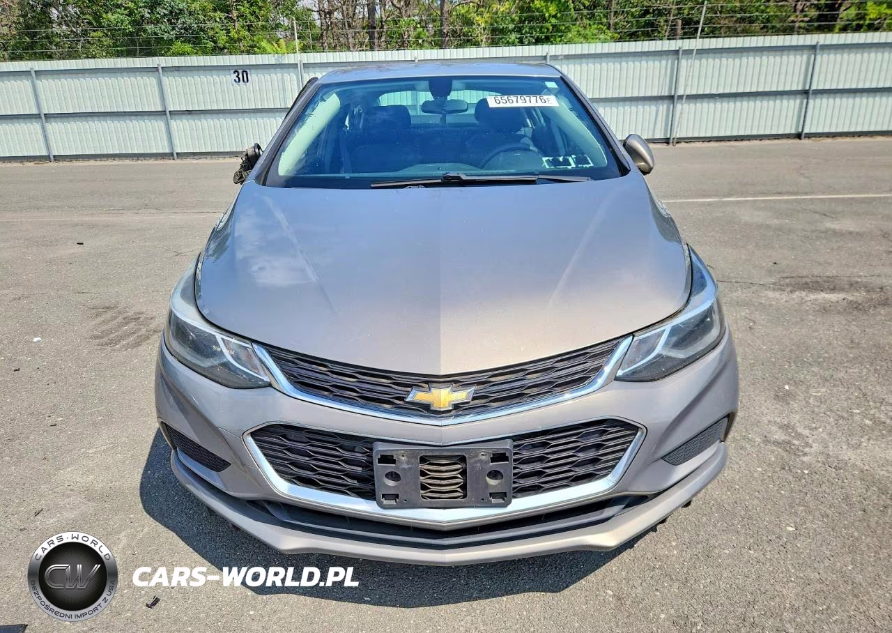 2017 Chevrolet Cruze Lt VIN:1G1BE5SM3H7280774 - 5