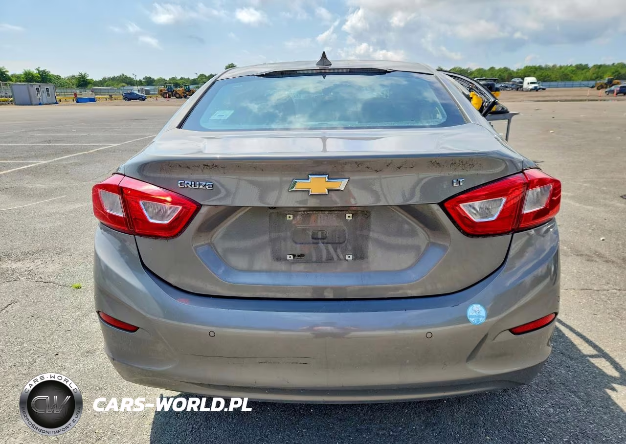 2017 Chevrolet Cruze Lt VIN:1G1BE5SM3H7280774 - 6