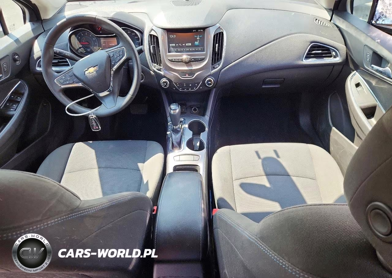 2017 Chevrolet Cruze Lt VIN:1G1BE5SM3H7280774 - 8