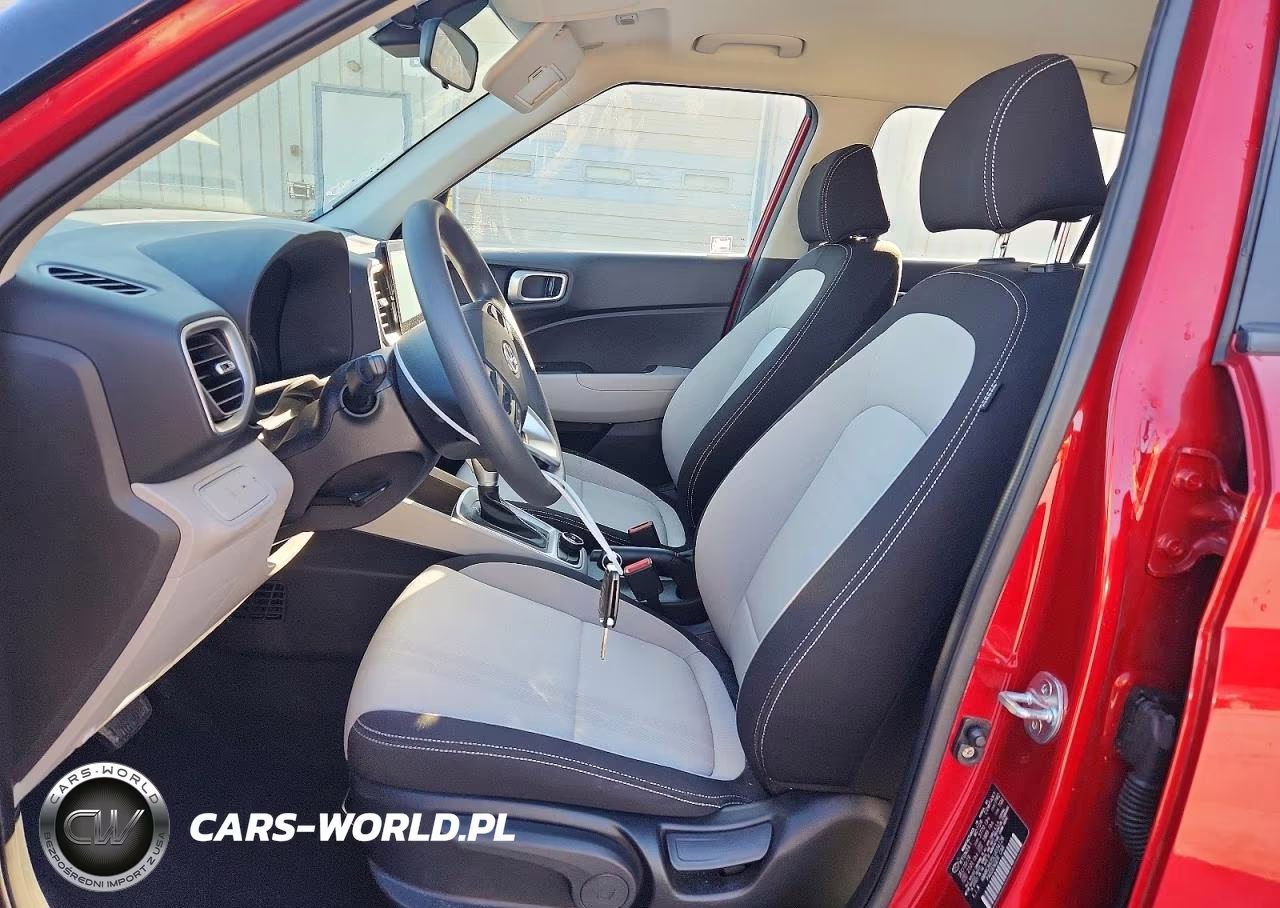 2020 Hyundai Venue Sel VIN:KMHRC8A35LU034126 - 7
