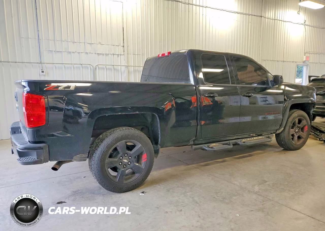 2018 Chevrolet Silverado K1500 Lt VIN:1GCVKREC4JZ206927 - 3