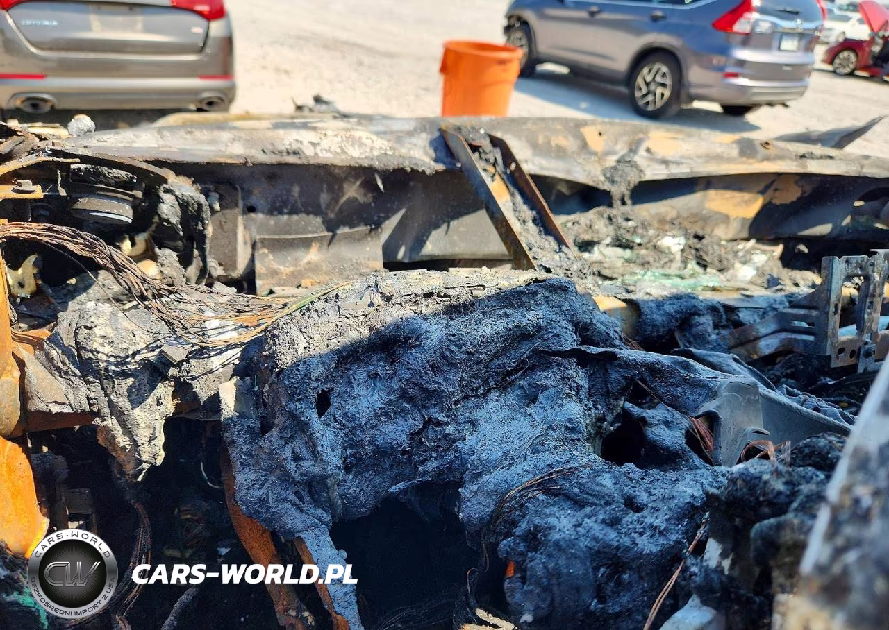 2019 Ram 1500 Classic Tradesman 4X4 5'7 Box VIN:1C6RR7KT3KS645706 - 9