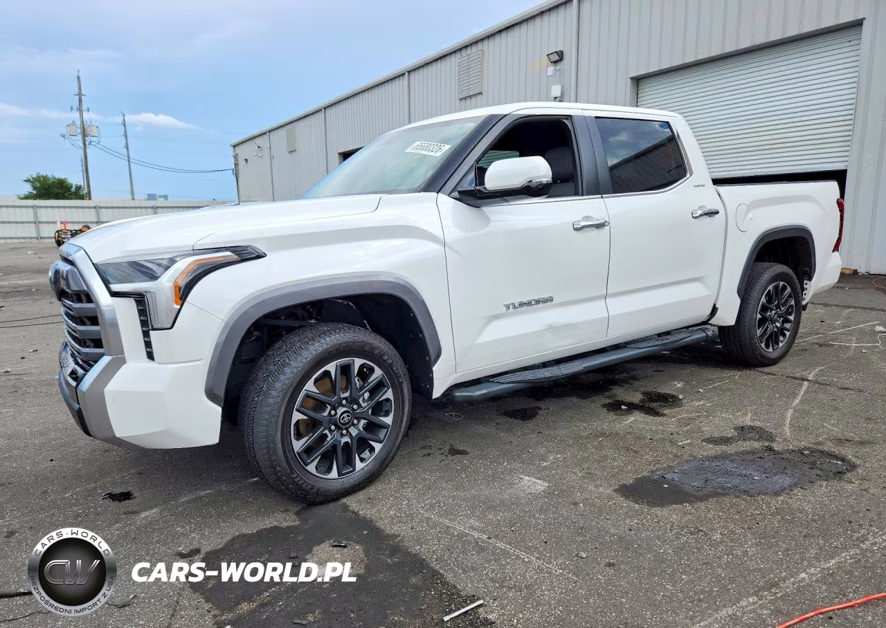 2025 Toyota Tundra Crewmax Limited