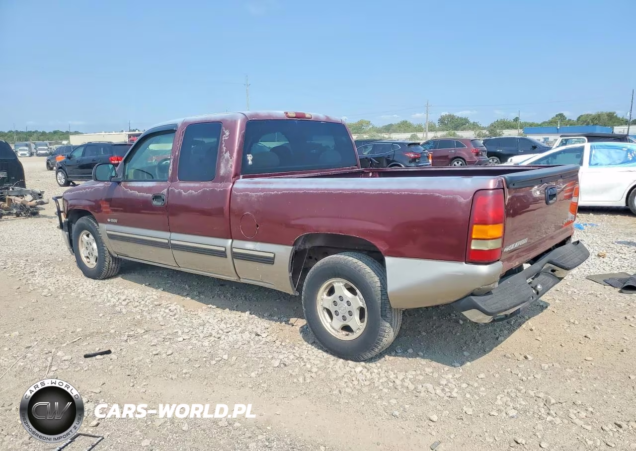 2000 Chevrolet Silverado C1500 VIN:2GCEC19V3Y1135720 - 2