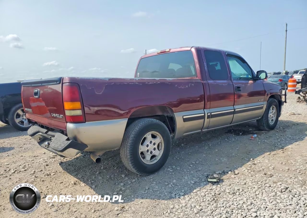 2000 Chevrolet Silverado C1500 VIN:2GCEC19V3Y1135720 - 3