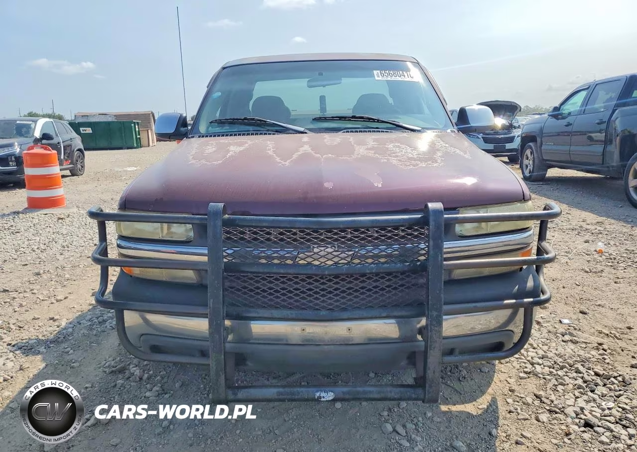 2000 Chevrolet Silverado C1500 VIN:2GCEC19V3Y1135720 - 5