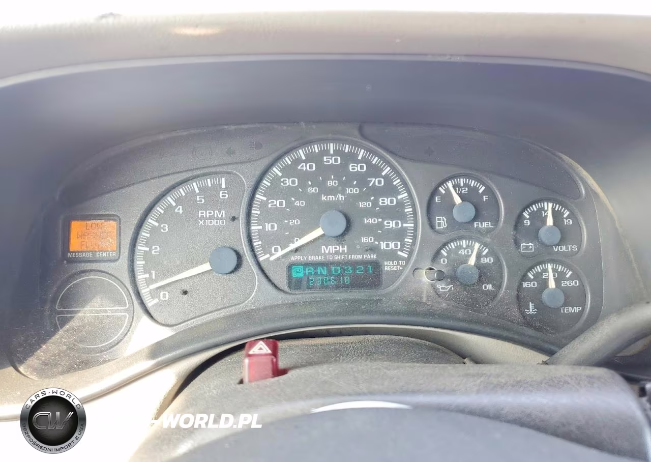 2000 Chevrolet Silverado C1500 VIN:2GCEC19V3Y1135720 - 9