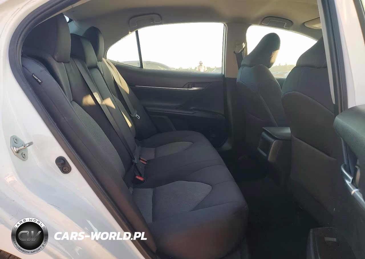 2022 Toyota Camry Le VIN:4T1C11AK9NU641188 - 11