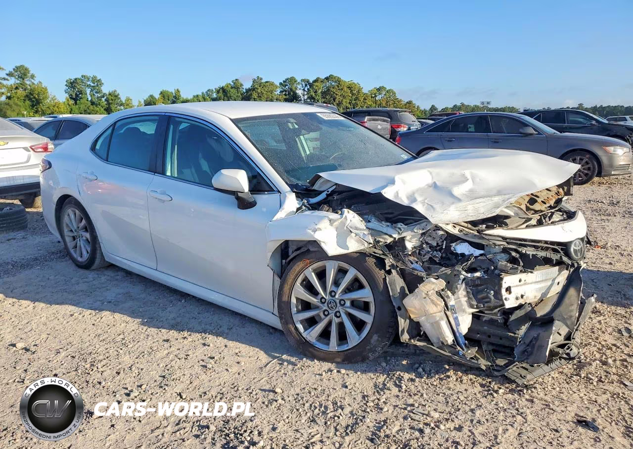 2022 Toyota Camry Le VIN:4T1C11AK9NU641188 - 4