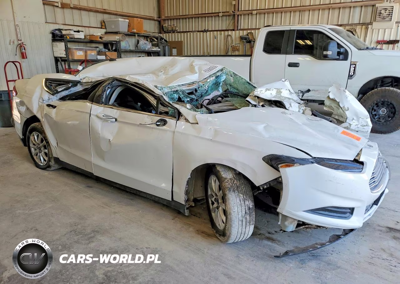2016 Ford Fusion S VIN:3FA6P0G74GR354161 - 4