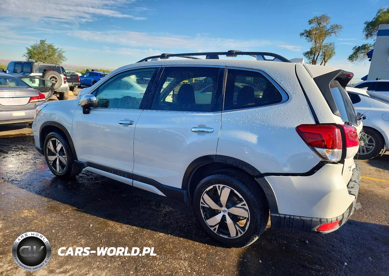 2019 Subaru Forester Touring VIN:JF2SKAWC9KH467756 - 2