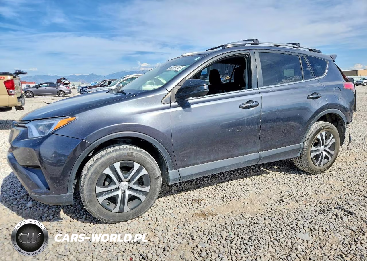 2017 Toyota Rav4 Le – zdjęcie 1 z 12