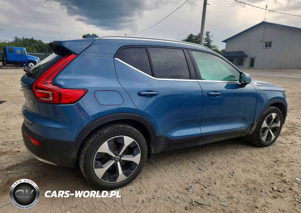 2025 Volvo Xc40 Plus VIN:YV4L12UE8S2601544 - 3