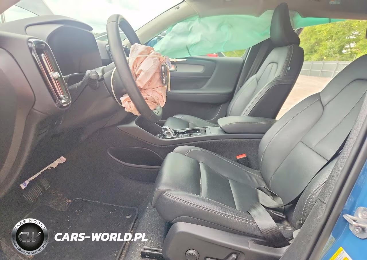 2025 Volvo Xc40 Plus VIN:YV4L12UE8S2601544 - 7