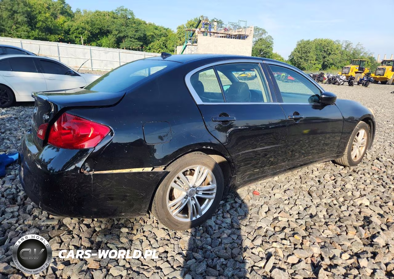 2015 Infiniti Q40 Base VIN:JN1CV6AR6FM522330 - 3