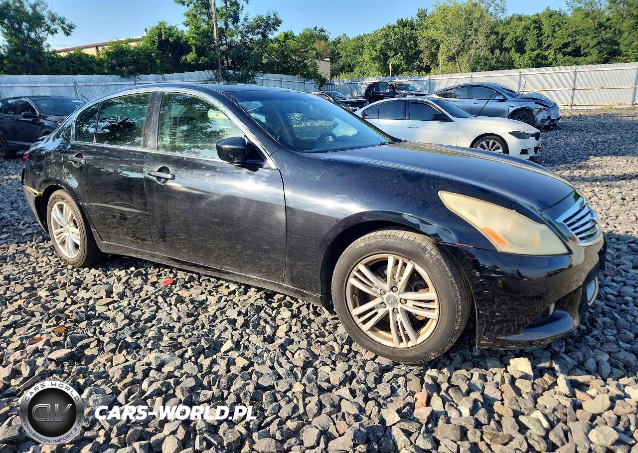 2015 Infiniti Q40 Base VIN:JN1CV6AR6FM522330 - 4