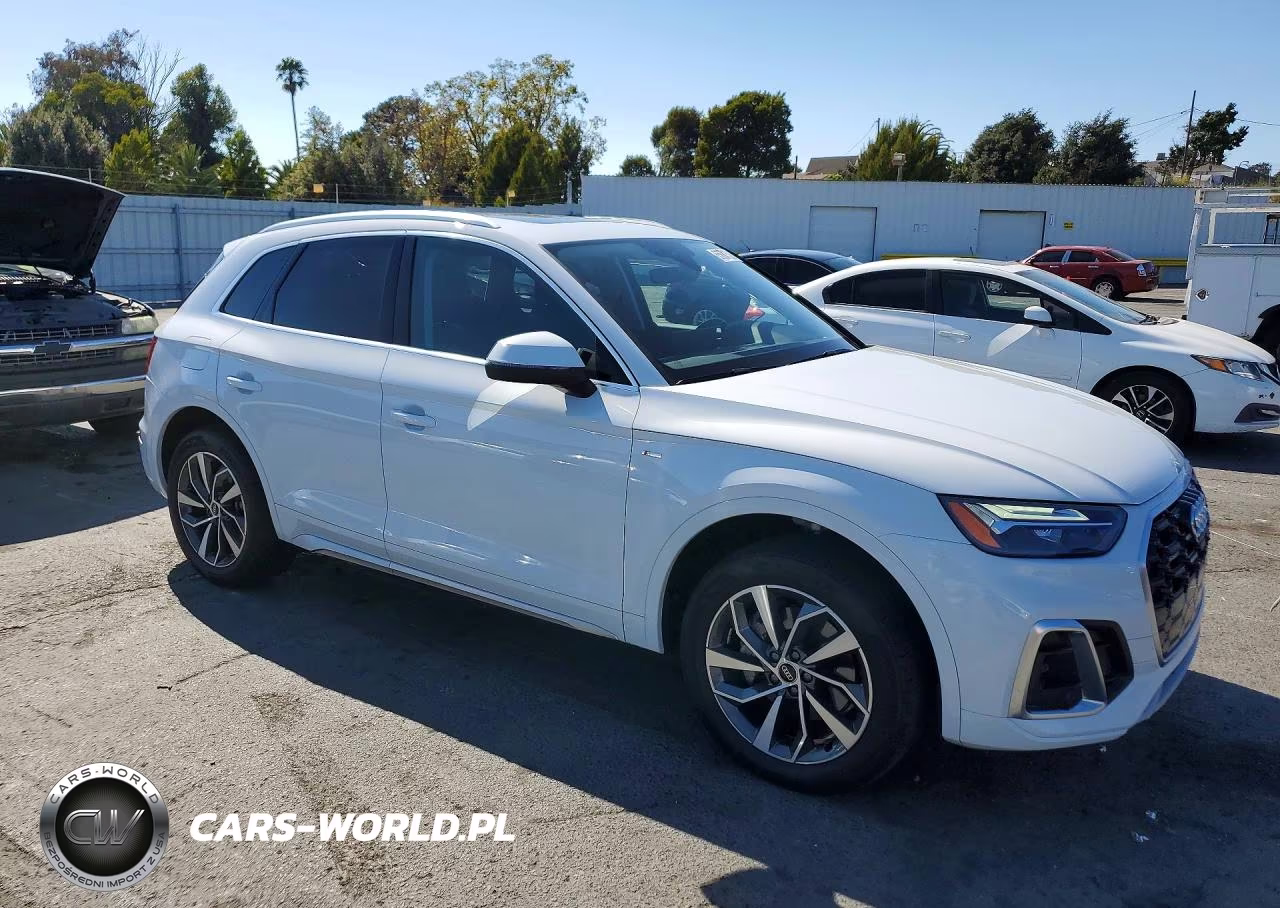 2023 Audi Q5 Premium Plus 45 VIN:WA1EAAFY1P2166283 - 4