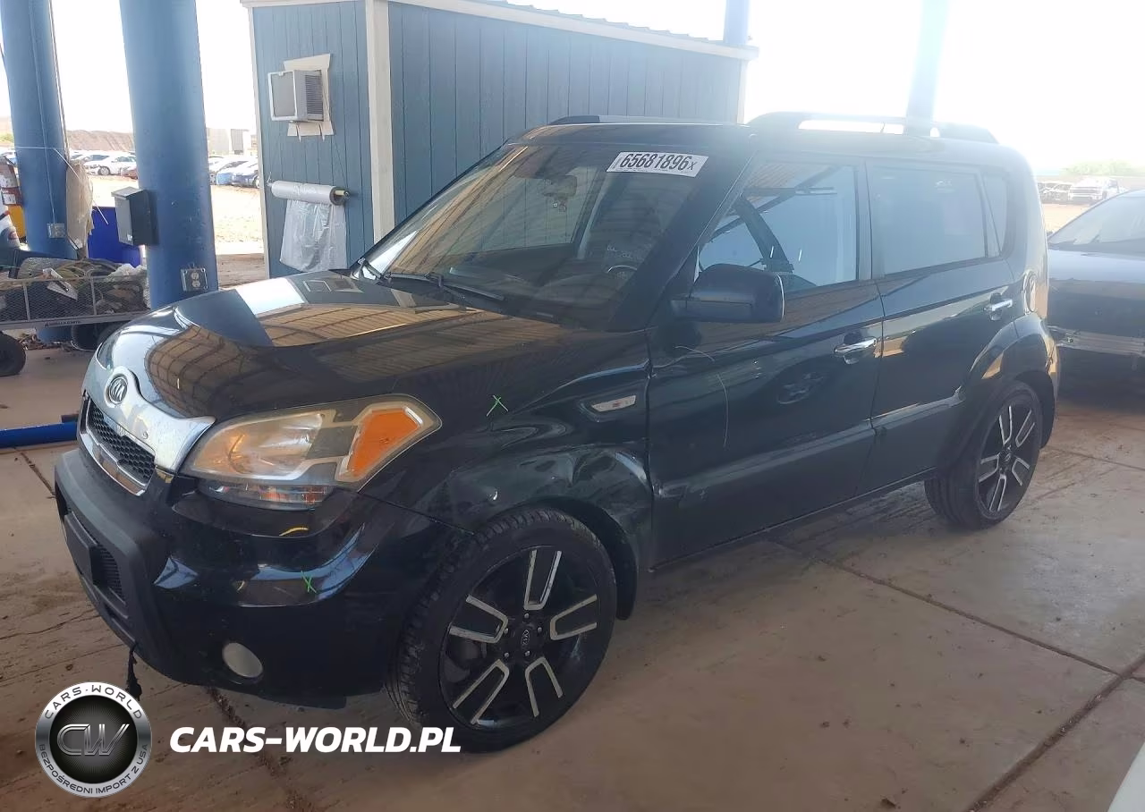 2011 Kia Soul +