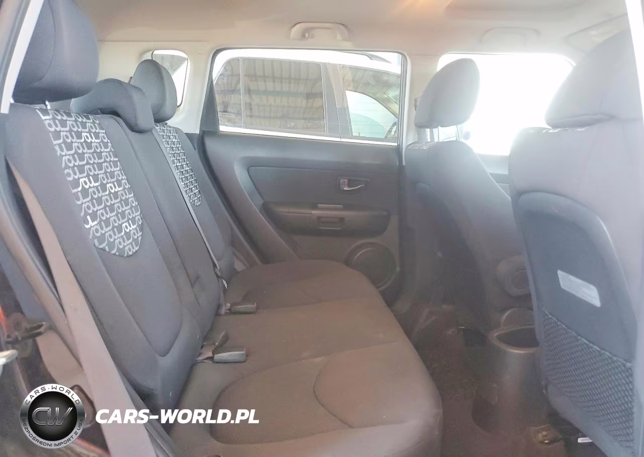 2011 Kia Soul + VIN:KNDJT2A25B7732335 - 10