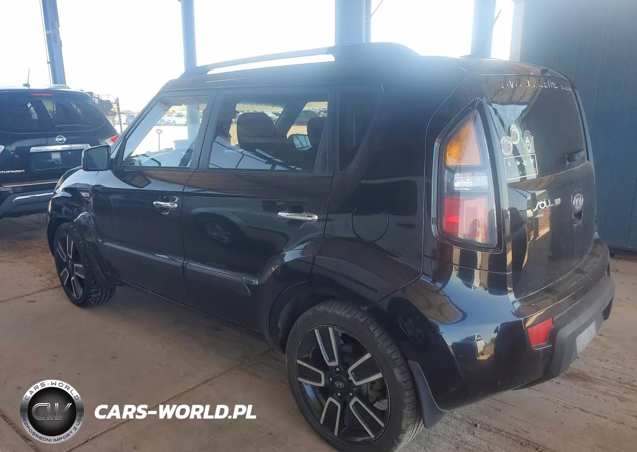 2011 Kia Soul + VIN:KNDJT2A25B7732335 - 2